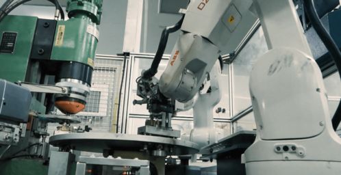 生產(chǎn)換線 設備換芯,車谷扶持智能化改造全面提速